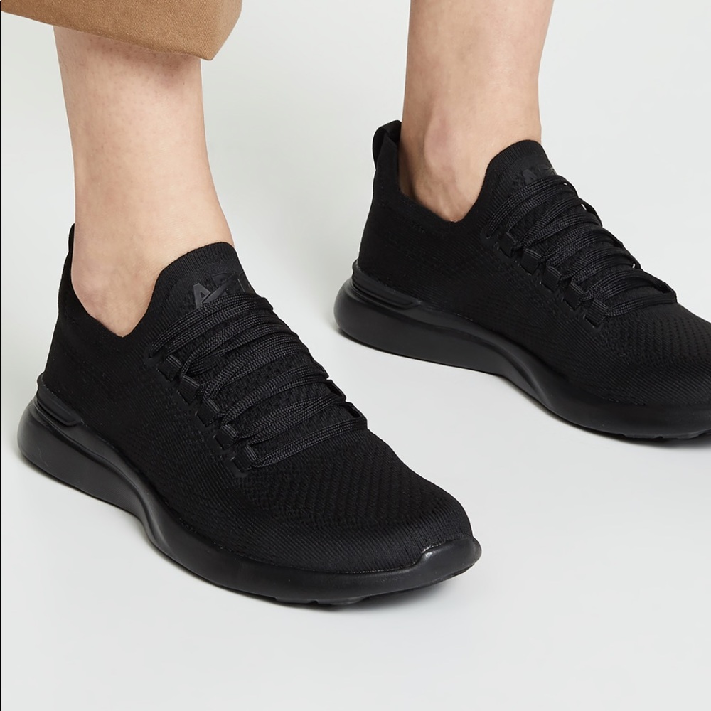 APL Women's TechLoom Breeze